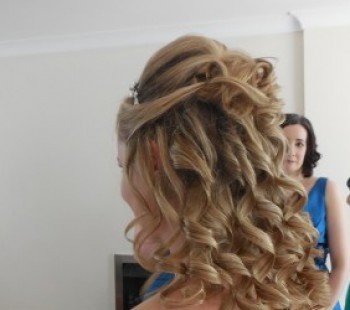 Bridal Curls Half Up